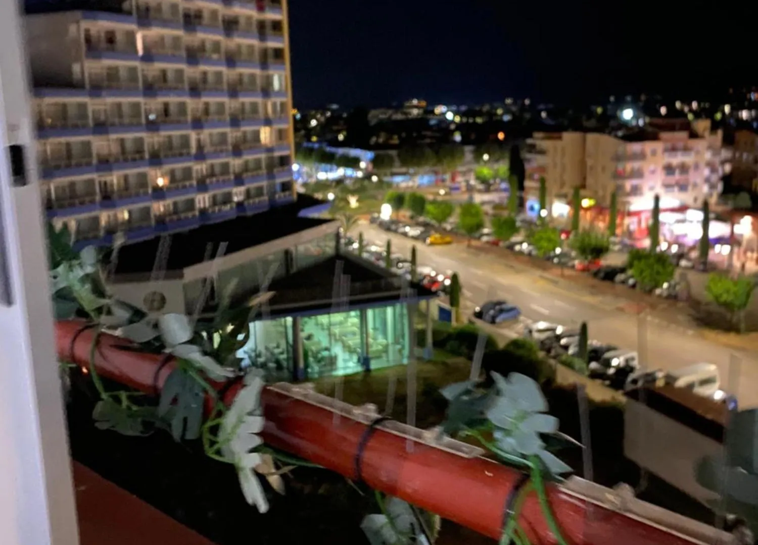 Apartamento En Frente Al Mar De Empuriabrava 0*,